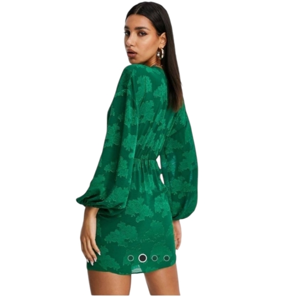 ASOS DESIGN plunge tie front mini dress in floral jacquard in green NWT Sz 4 - Picture 2 of 11